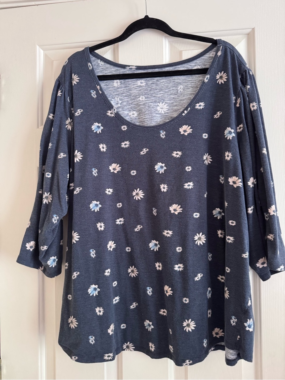 Lane Bryant Navy Floral Scoop Neck 3/4 Sleeve Tunic